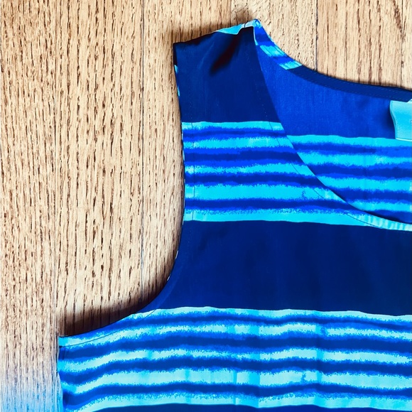 CHICOS NAVY BLUE - WHITE STRIPED TANK - Picture 4 of 7